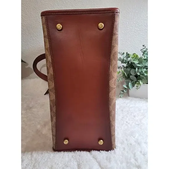 COACH Field Tote Signature Canvas Tote Bag & Dust Ruffle (11×11×6) - Picture 8 of 11